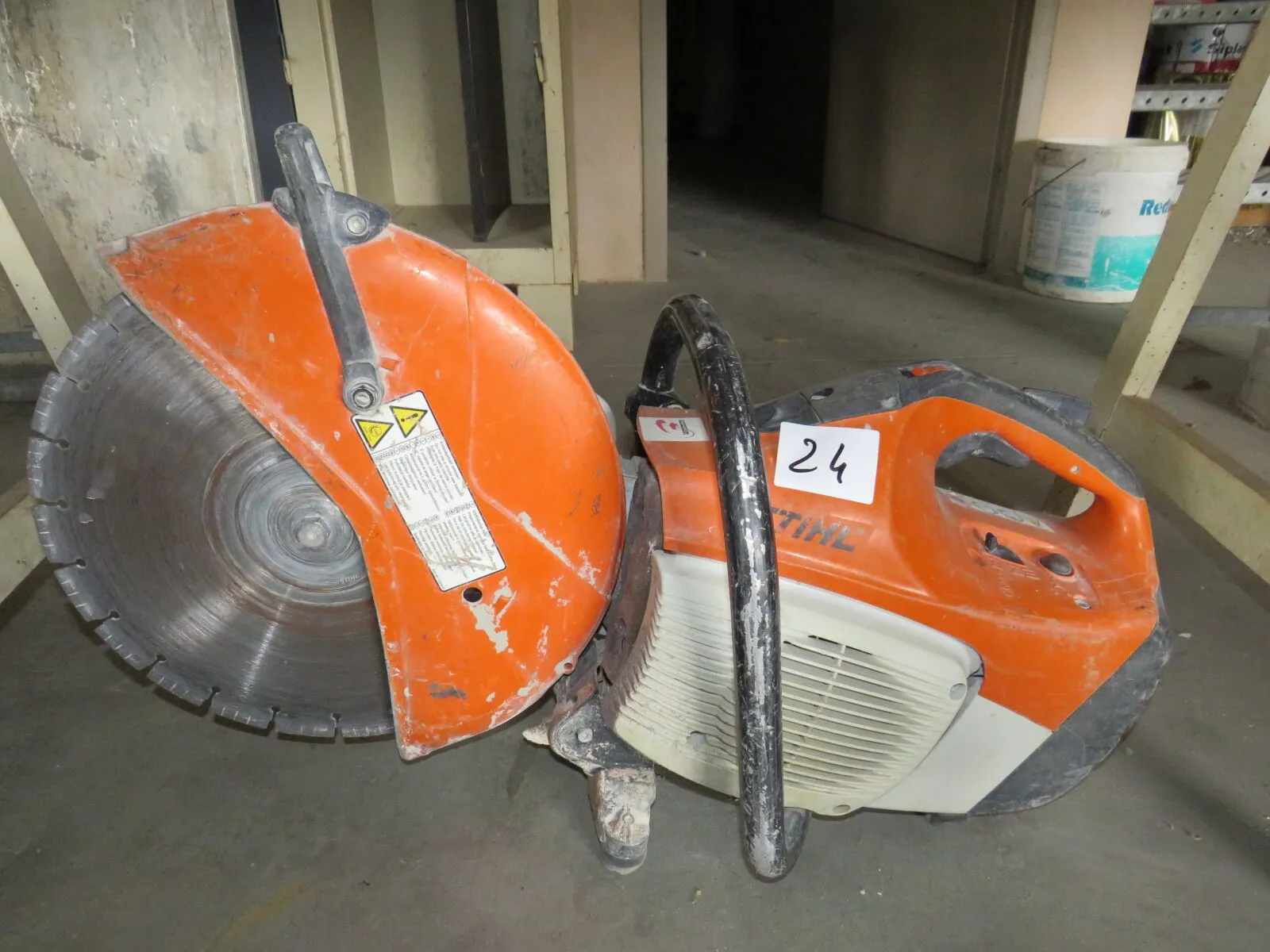 Vente matériels et outillage d'une entreprise (bâtiment)