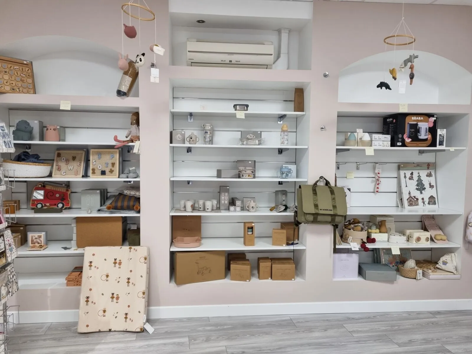 Vente agencements et stock d'un magasin de puériculture