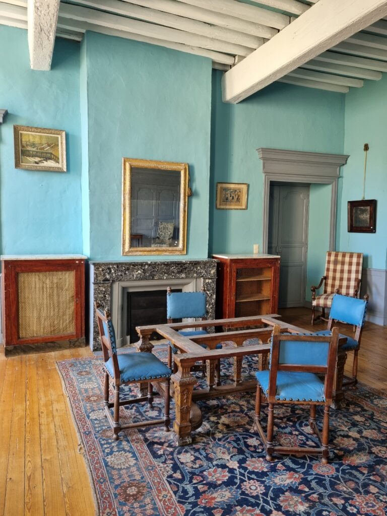 Vente entier contenu d'une belle maison