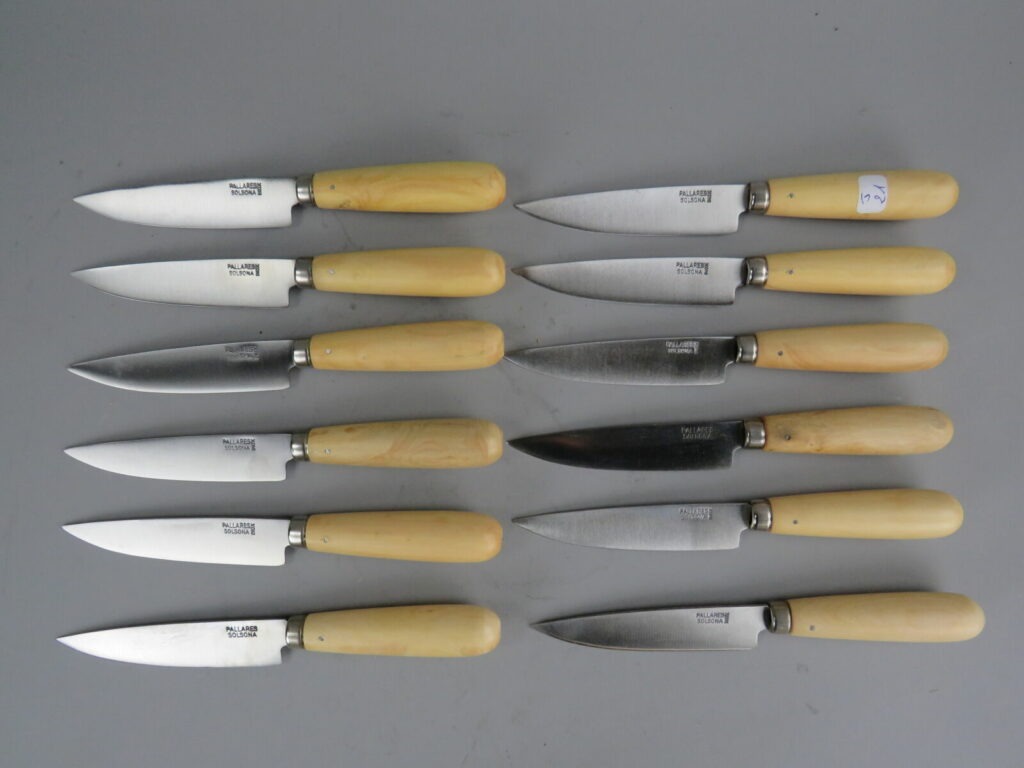 Vente informatique, stock et matériels d'un magasin de coutellerie, paniers