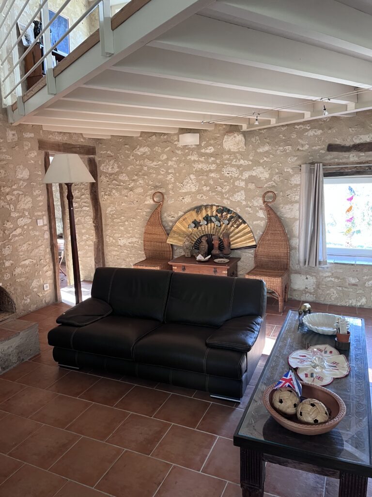 Vente entier contenu d'une maison