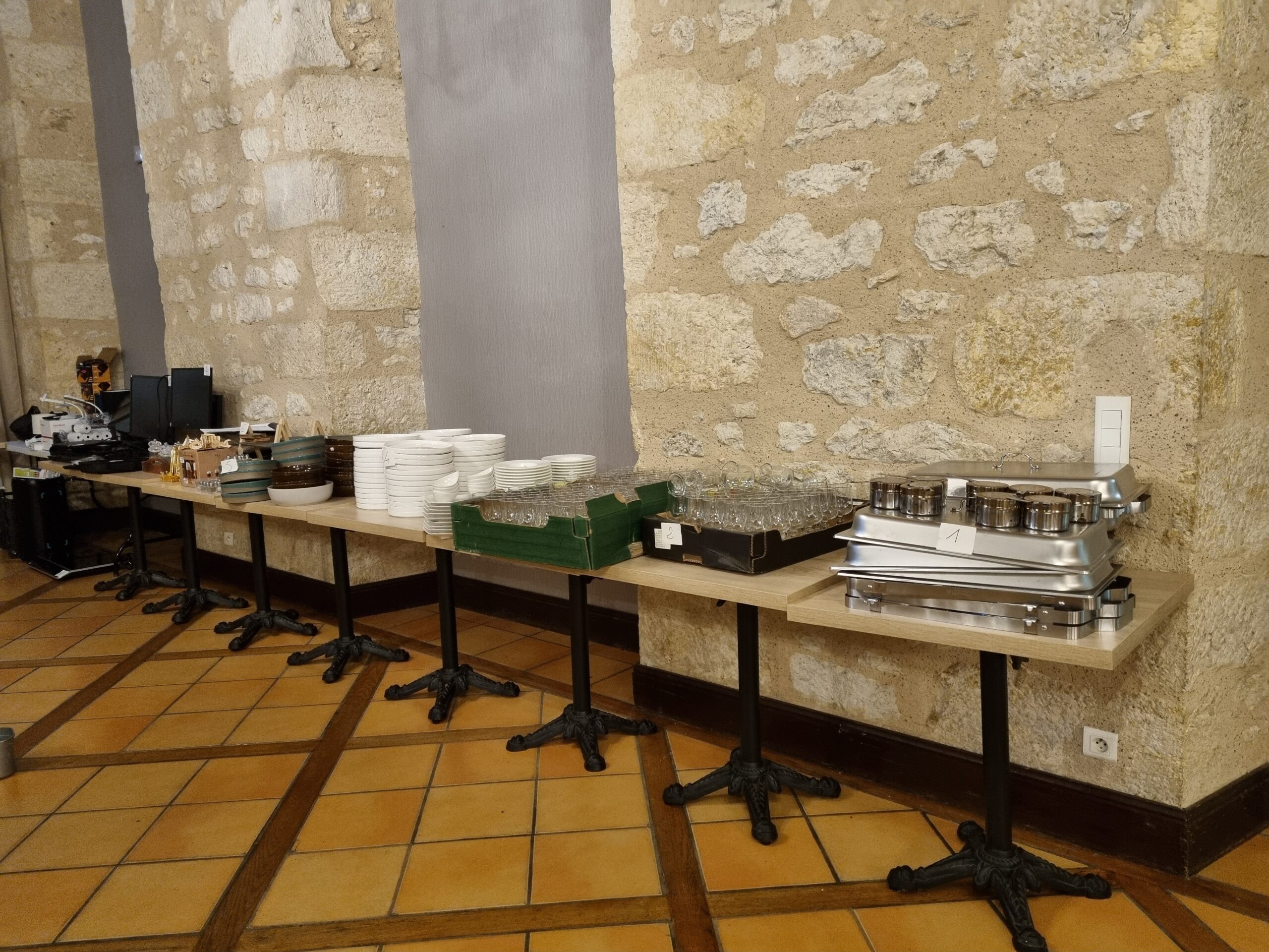Vente matériels et mobilier de restauration, hôtellerie